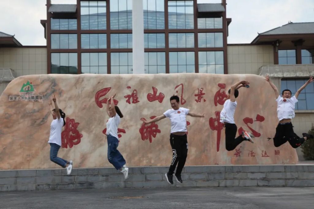 点击打开原图