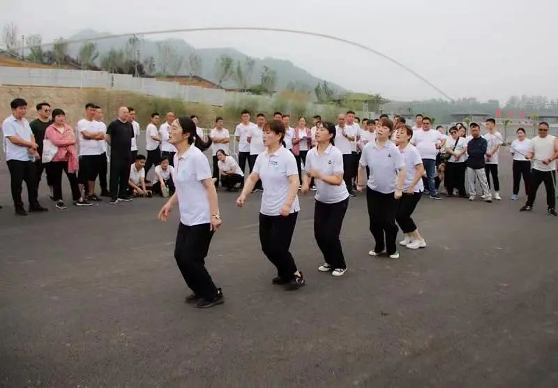 老君山文旅集团“庆祝<span class=