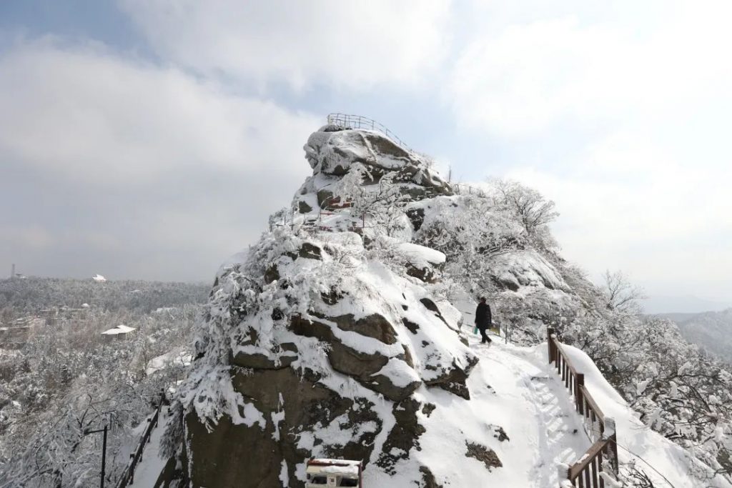 一场春雪，惊艳了鸡公山
