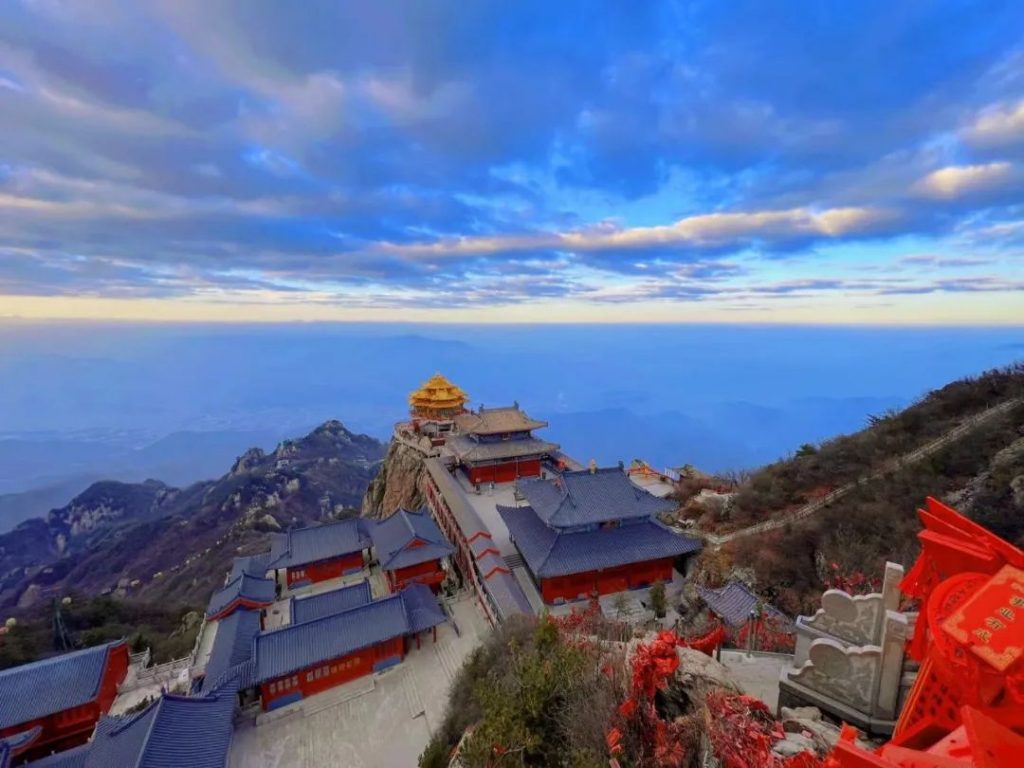 老君山夕阳云海加夜景，也就心动了10096次！