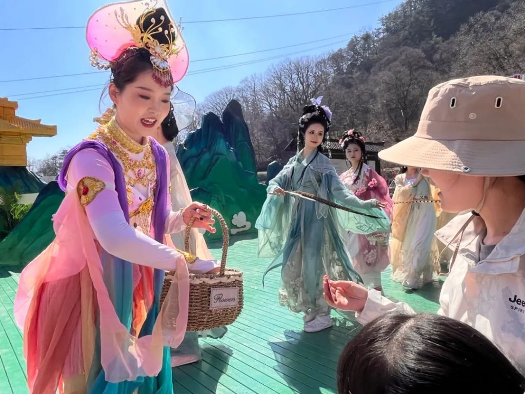 “槲粽飘香 古韵传承”2023老君山端午文化节温情来袭！
